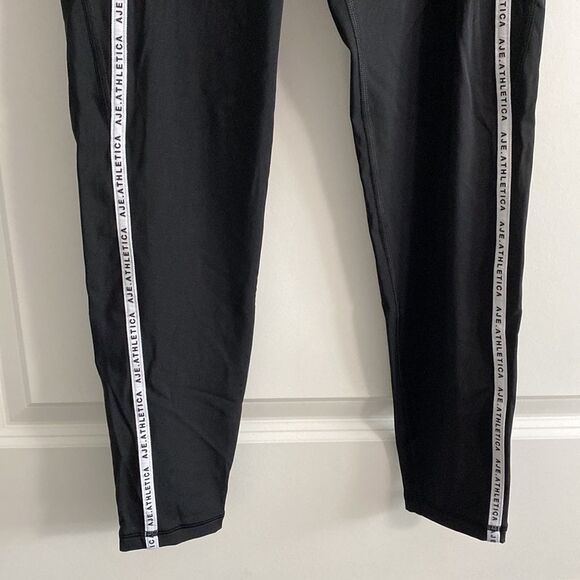 Aje Athletica Contrast Logo Full Length Legging Size Medium - Picture 4 of 10